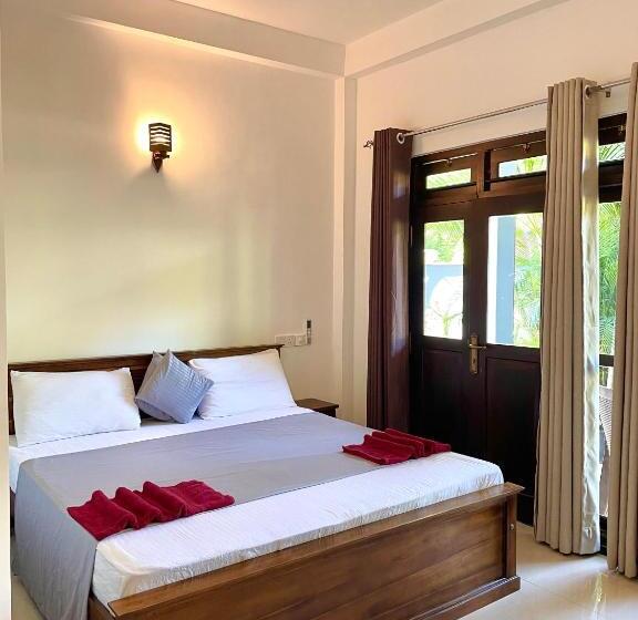 Семейный Номер, Shan Star Weligama
