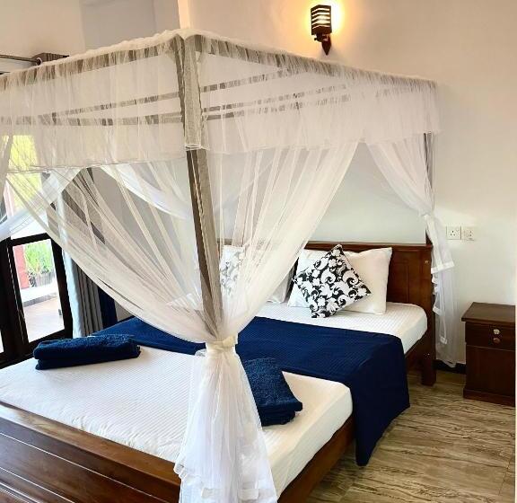 Номер Стандарт Вид на Бассейн, Shan Star Weligama