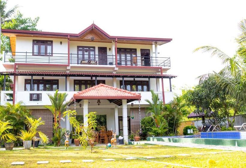 Трехместный Номер Стандарт Вид на Бассейн, Shan Star Weligama