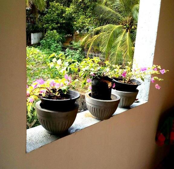اتاق لوکس با بالکن, Sleepy Head Guesthouse