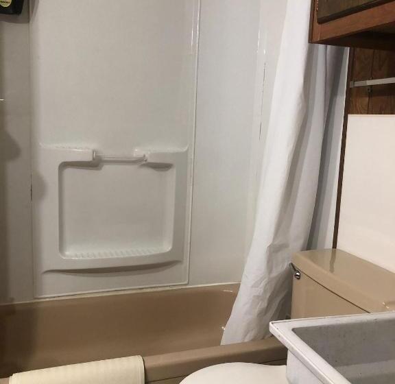 Семейный Номер, Uncle Nicolai S Inn B&b