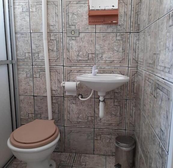 이코노미 룸, Pousada Canoas