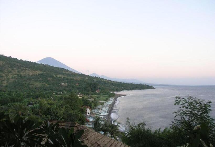 スリーベッドルーム　ヴィラ, Life In Amed Beach