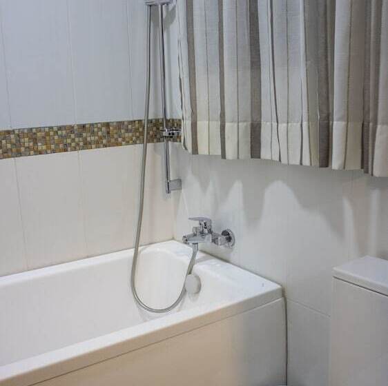 Deluxe Room, Ssnit Guest House