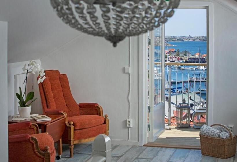 غرفة قياسية ثلاثية حمام مشترك, Villa Evalotta