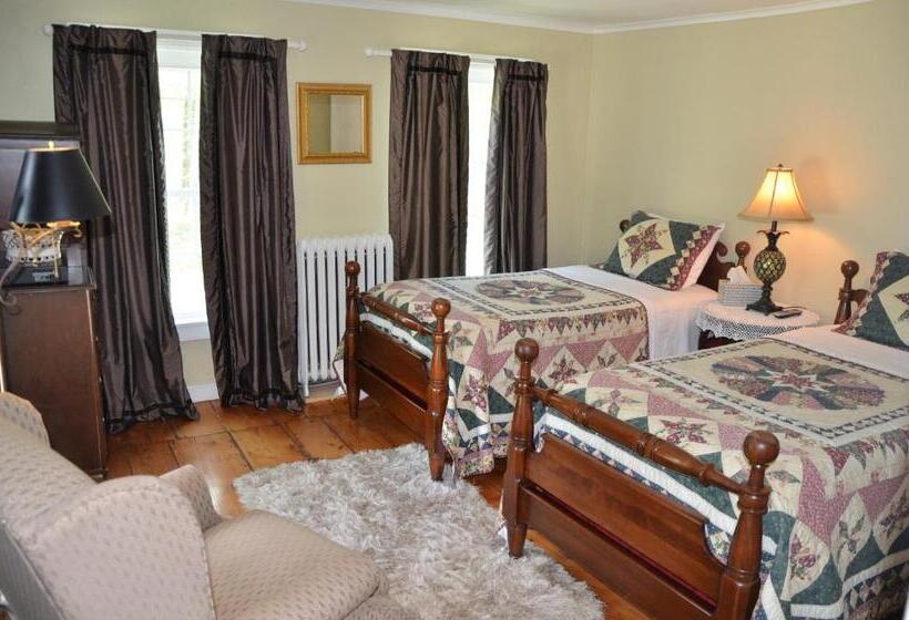 Люкс, Cornwall Inn