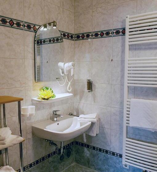 Апартаменты 1 Спальня, Pension Hiesel Villa Untersbergblick