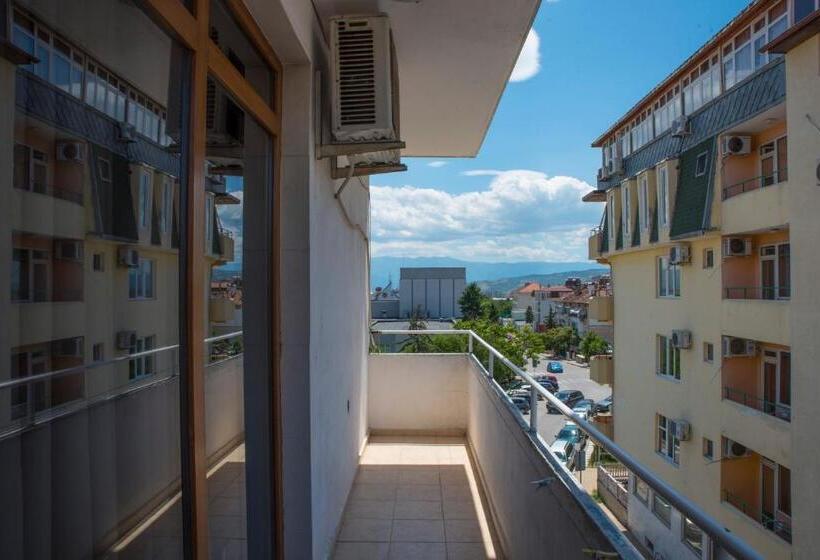 Номер Стандарт Трехместный, Guest House Grozdan