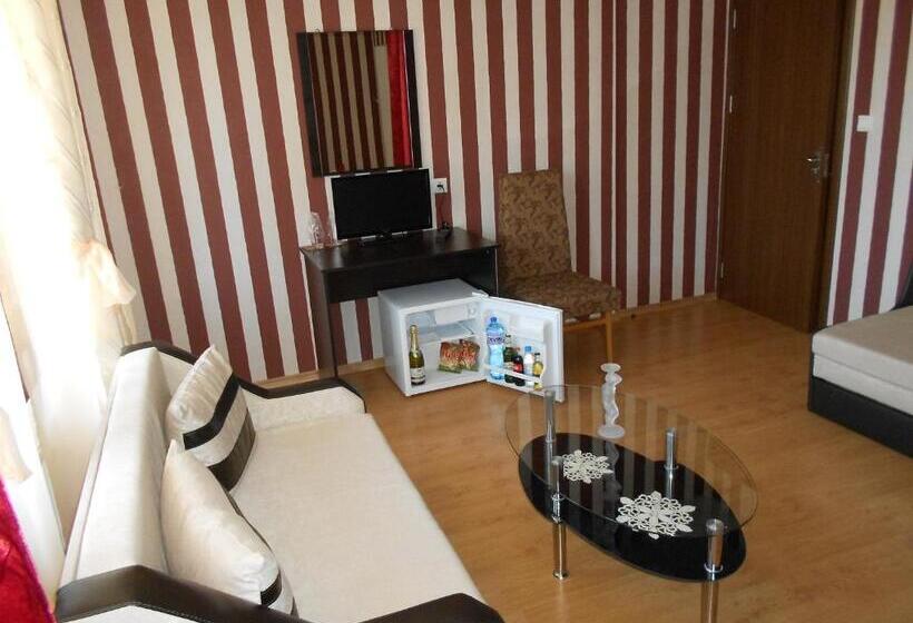 Студия Deluxe, Guest House Tsenovi