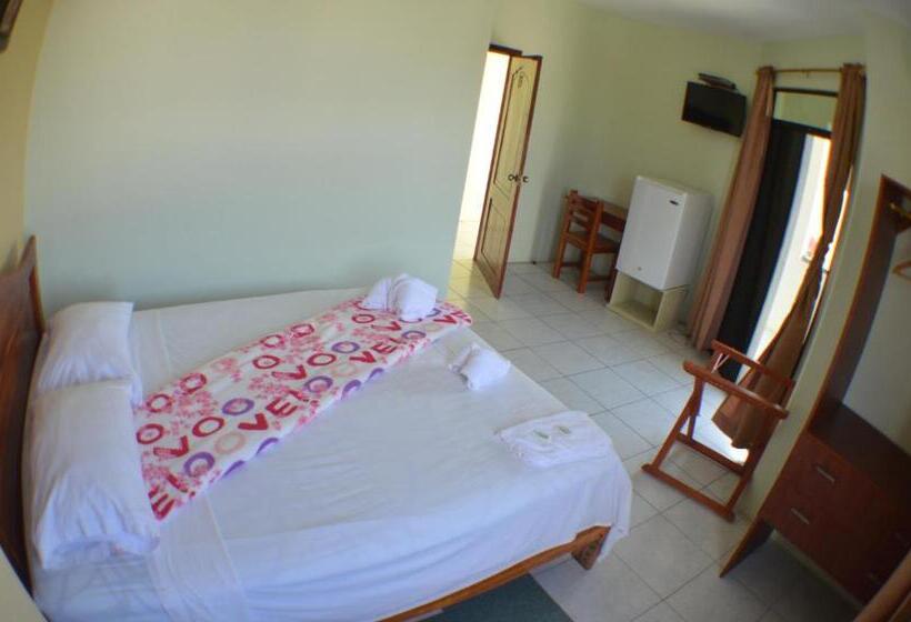 Номер Deluxe Вид на Море с Балконом, Hostal Andry
