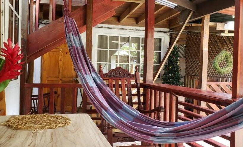 Номер Стандарт, Hostal Cecilia