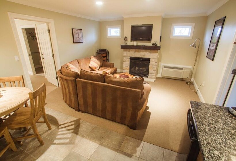 Люкс 2 Спальни, Seven Oaks Bed & Breakfast