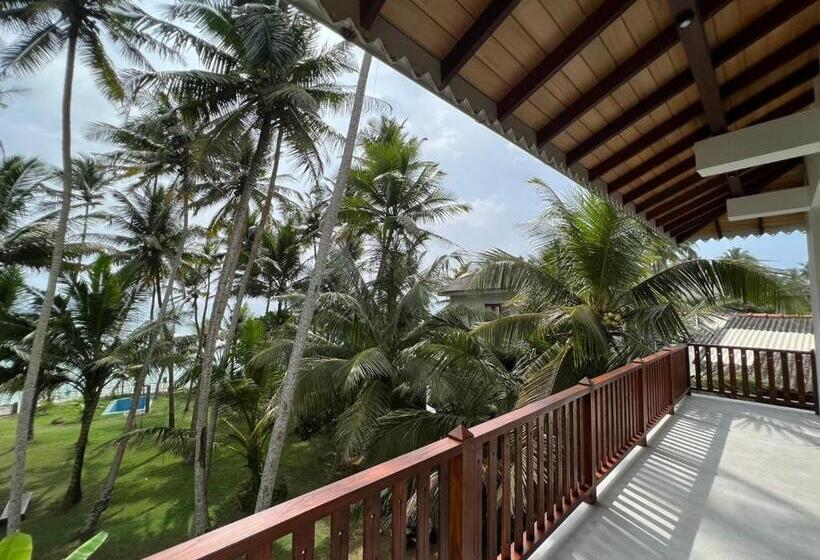 1 Bedroom Apartment Sea View, Galawatta Beach Resort