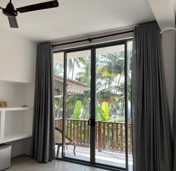 1 Bedroom Apartment Sea View, Galawatta Beach Resort