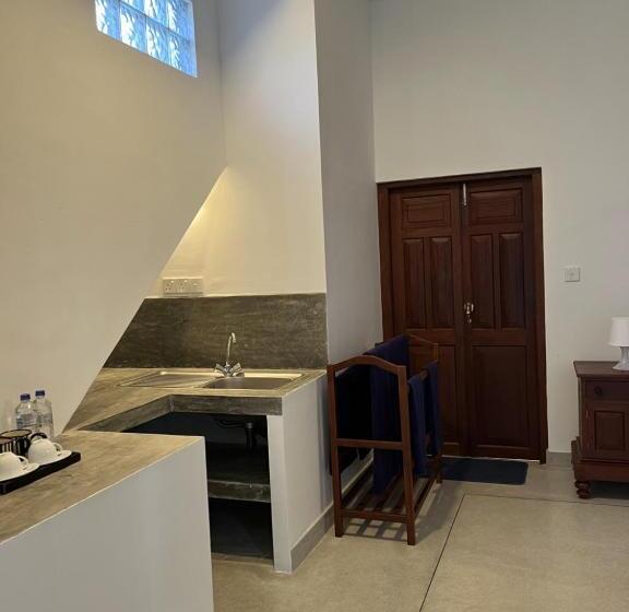 1 Bedroom Apartment Sea View, Galawatta Beach Resort