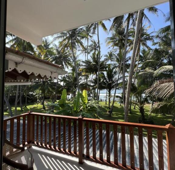 1 Bedroom Apartment Sea View, Galawatta Beach Resort