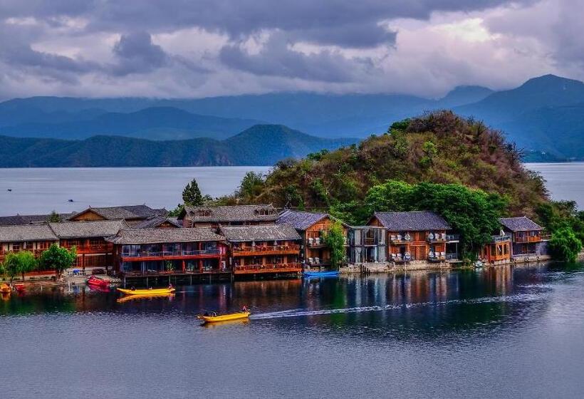 Номер Стандарт с Гидромассажем, Lijiang Three Wells Inn