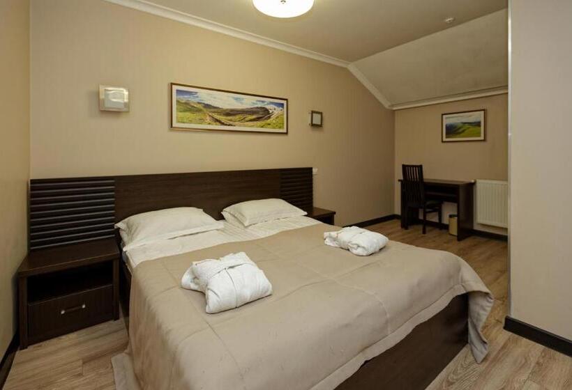 غرفة قياسية ثلاثية, Marmaros Apart Hotel & Spa