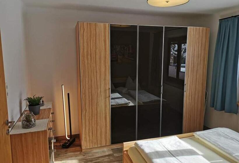 سوییت جونیور, Oberauer Wagrain   Die Eco Familien Hotelpension B&b