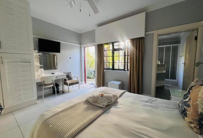 스탠다드 룸, Sir Roys Guest House