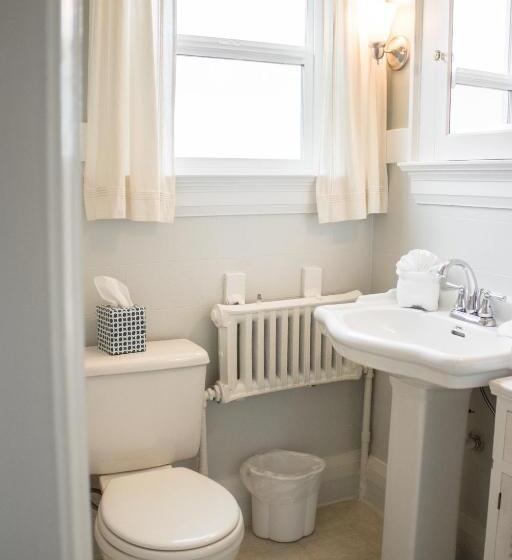 Стандартный Номер Кровать Кинг, Nantucket Inn  Anacortes