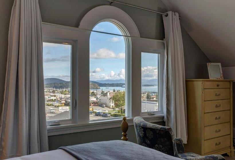 Трехместный Номер Deluxe с Видом, Nantucket Inn  Anacortes
