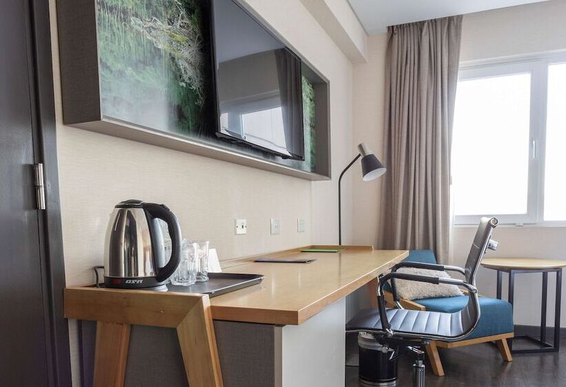 标准间带湖景, Hampton By Hilton Bariloche