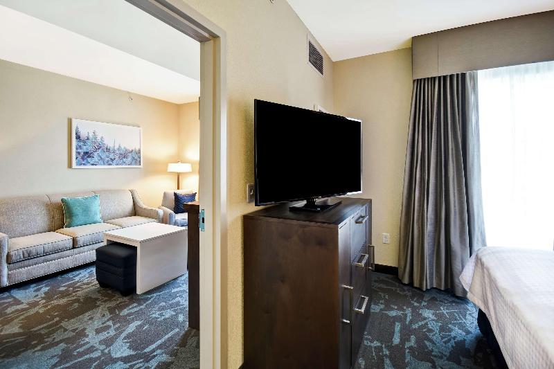 带大床的套房, Homewood Suites By Hilton Salt Lake City Airport