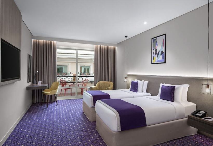Family Suite, Leva Hotel And Suites, Opposite Downtown