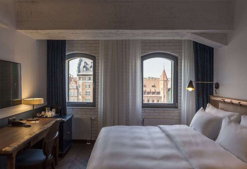Номер Superior Вид на Реку, Radisson Hotel & Suites, Gdansk, Wyspa Spichrzów