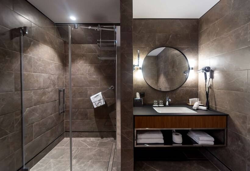Люкс Вид на Реку, Radisson Hotel & Suites, Gdansk, Wyspa Spichrzów