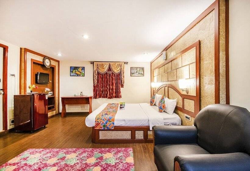 سوییت, Fabhotel Roshan Residency   Nr Kurinji Andavar Temple