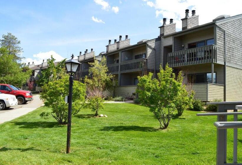 Апартаменты 2 Спальни, Pines At Meadow Ridge