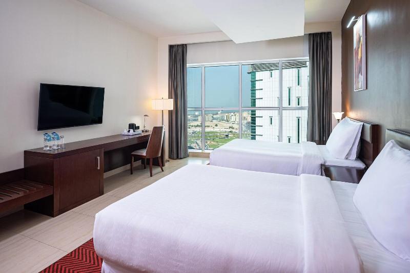 Номер Executive, Four Points By Sheraton Sharjah