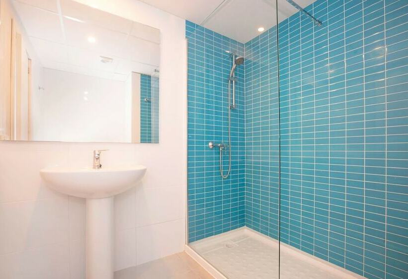 اتاق استاندارد یک نفره, Bluesea Arenal Tower Adults Only