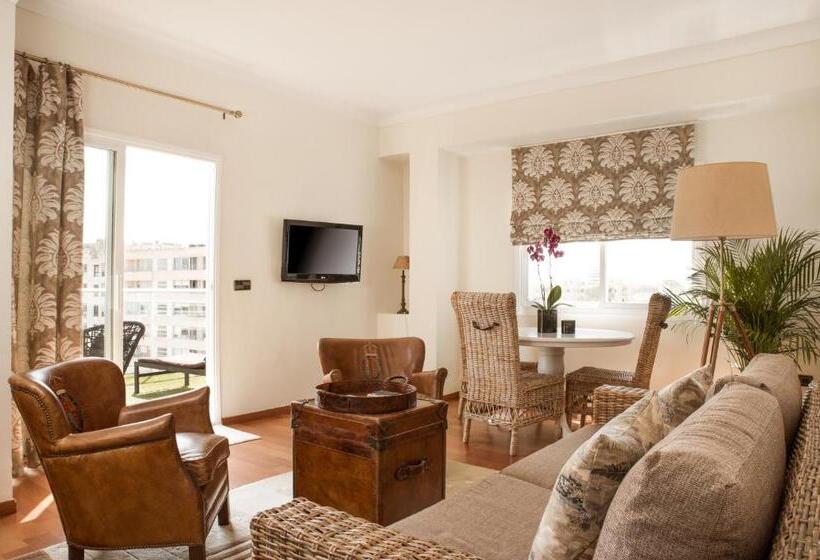 Suite, Feliz