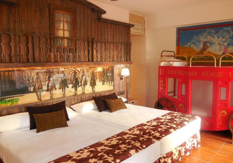 Habitación Familiar, Playadulce