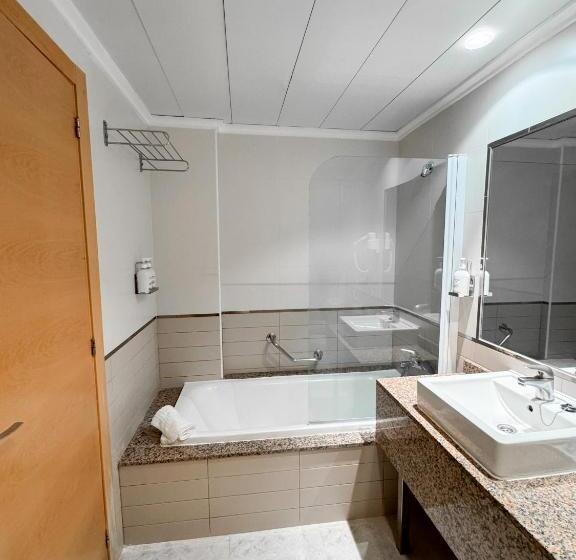 テラスつきの２ベッドルームアパートメント, Atlantic by Hoteles Centric