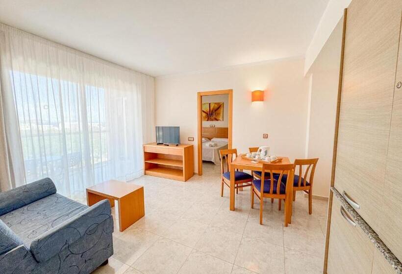 テラスつきの２ベッドルームアパートメント, Atlantic by Hoteles Centric