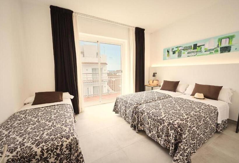 Quarto Triplo Standard com Balcão, Miami