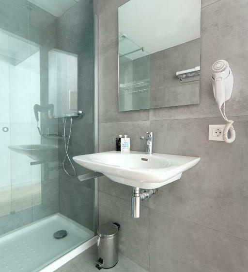 Трехместный Номер Стандарт с Балконом, Principe Wellness&spa
