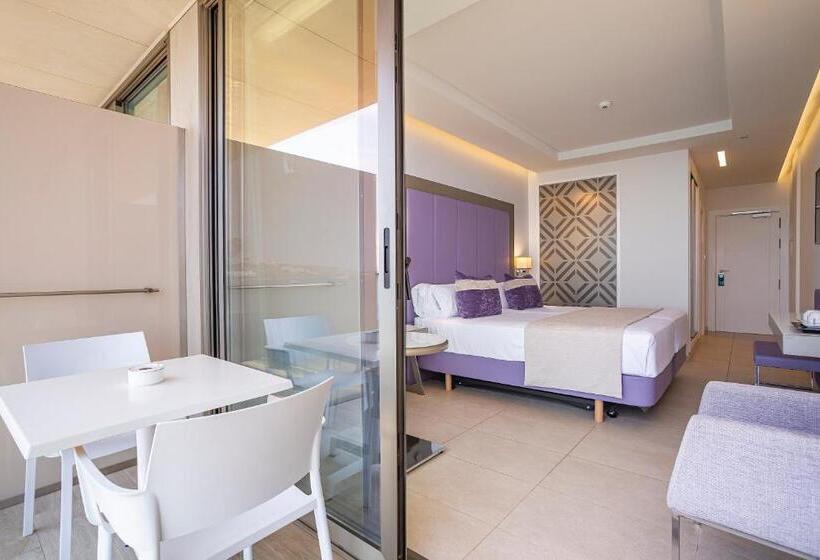 غرفة قياسية مطلّة علي البحر, Torre del Mar