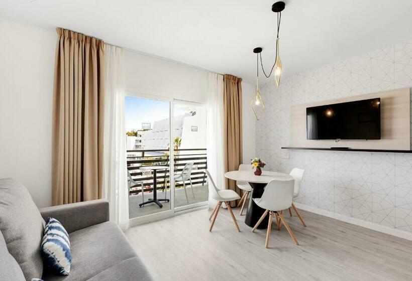 Люкс, Palmanova Suites By Trh