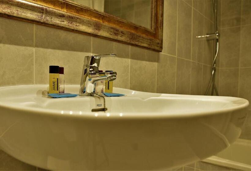 Номер Стандарт Трехместный, Jaime I Hotel Peñiscola