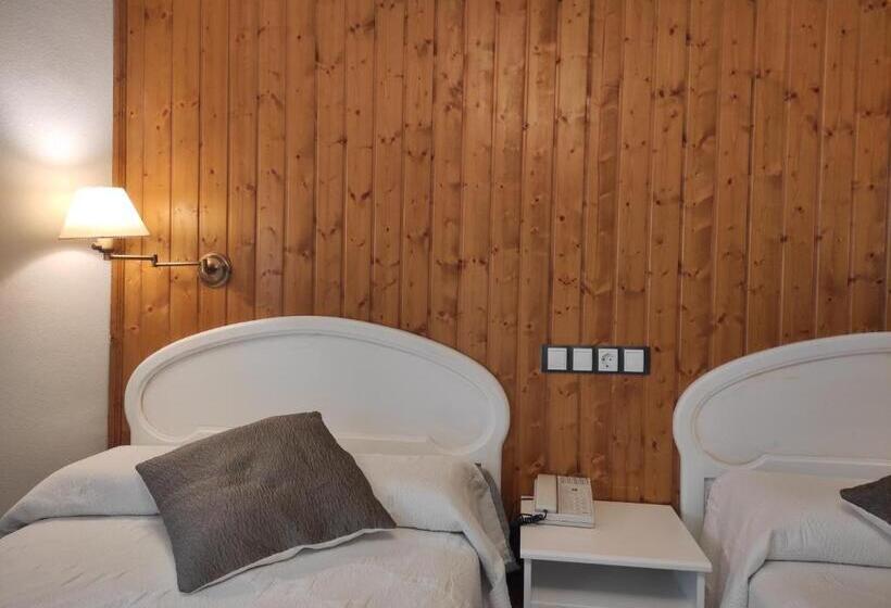 Номер Economy Индивидуальный, Snö Hotel Bielsa