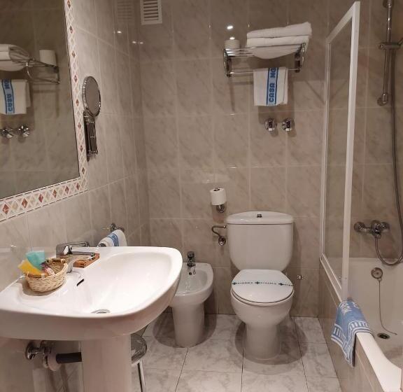 Трехместный Номер Стандарт с Балконом, Casa Morlans 3000