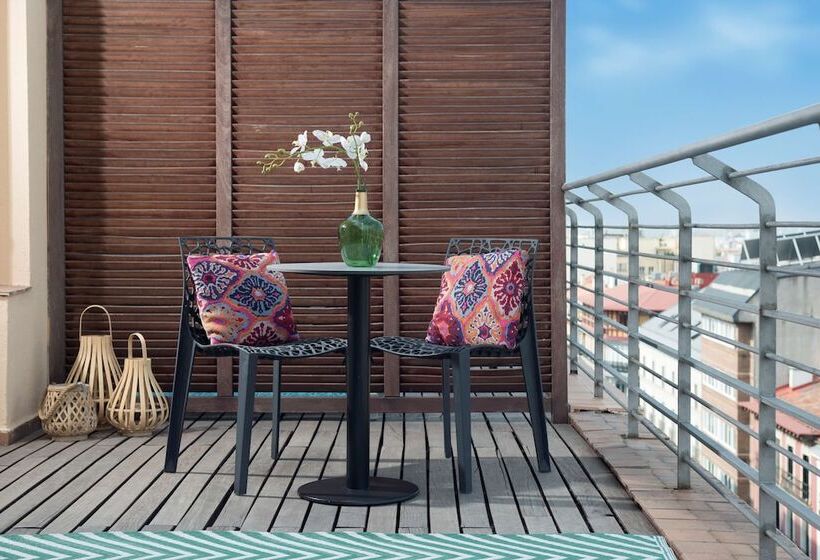 Habitación Estándar con Terraza, NH Madrid Lagasca