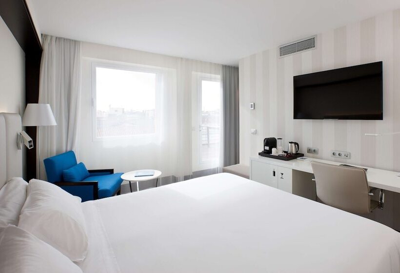 Habitación Estándar con Terraza, NH Madrid Lagasca