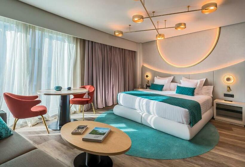Premium Family Room, Barcelo Sevilla Renacimiento