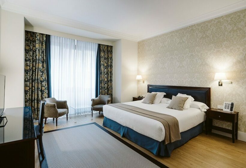 Номер Стандарт, Carlton